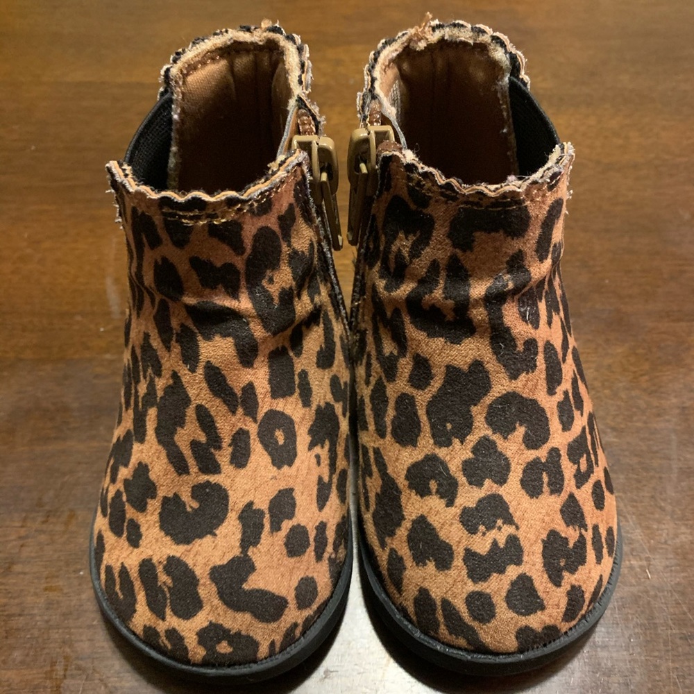 Granimals toddler leopard print boots (size 4)